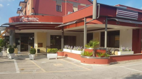  Hotel Residence Memmina  Фрозиноне